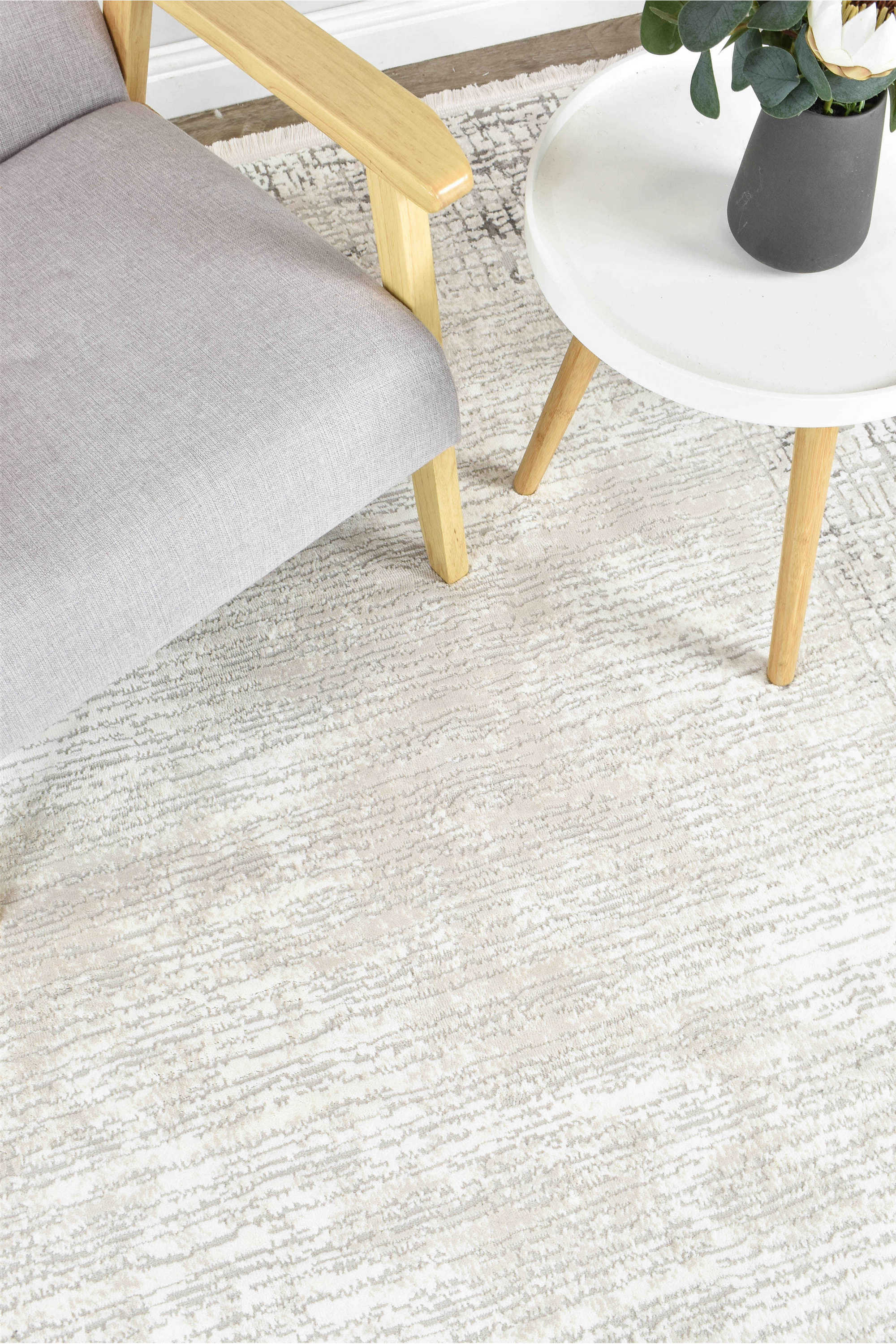 Amara 25420A Beige Elegant Non - shedding Cozy Rug