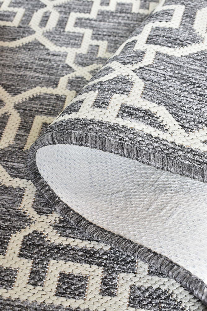 Affordable and Durable Alaska Grey Cream Polypropylene Rug for Indoor and Outdoor Use