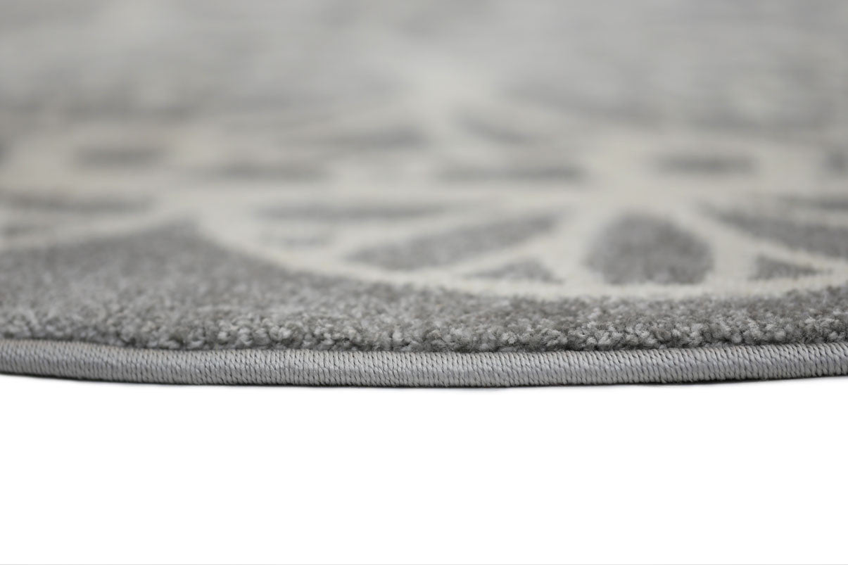 Piccolo Kids Rug: Grey and White Doily, Ideal for Play