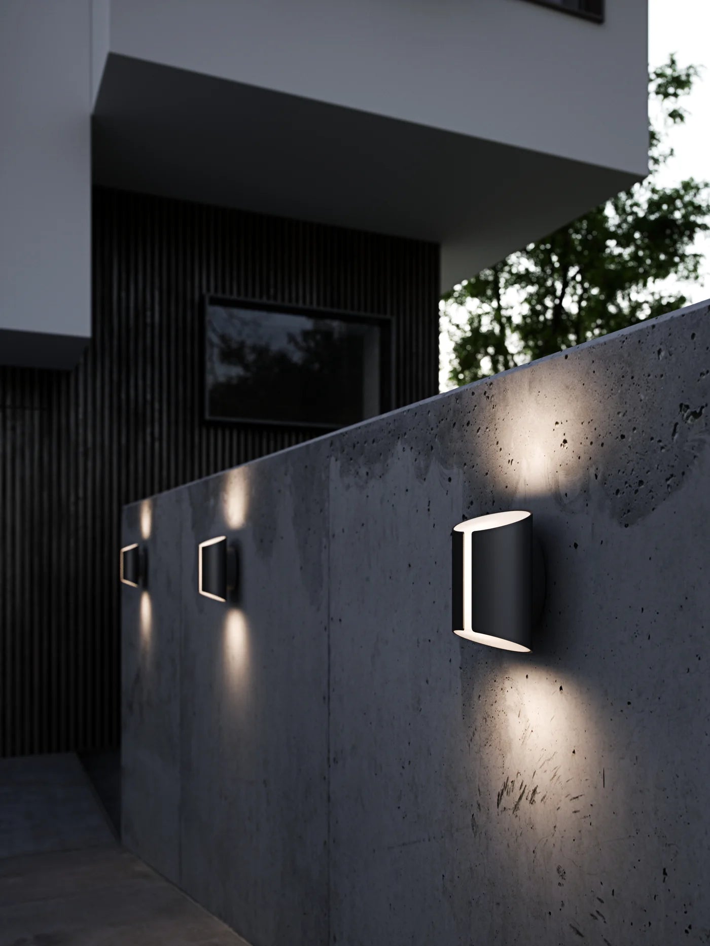 Nordlux Smart Grip Outdoor Wall Light in Elegant Black