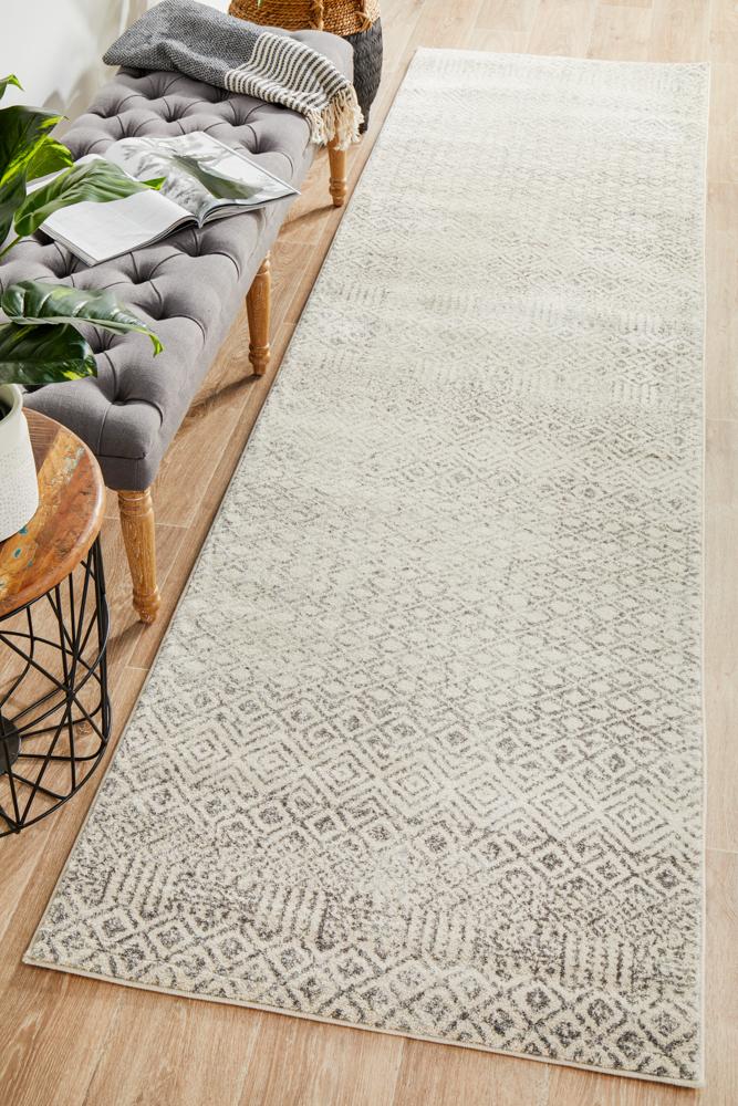 Grey Transitional Evoke Runner Rug with Diamond Motif