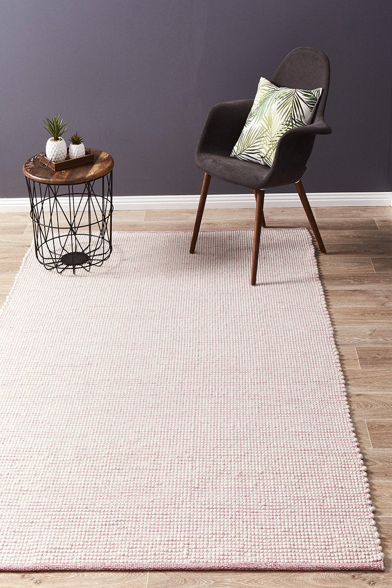 Stunning Pink Loft Wool Rug - Ideal for Styling!