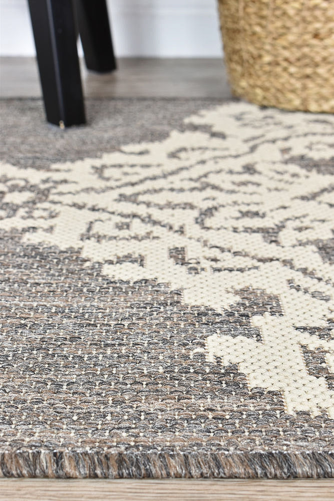 Affordable Alaska Runner Brown Cream Rug - Ideal for Indoors & Outdoors