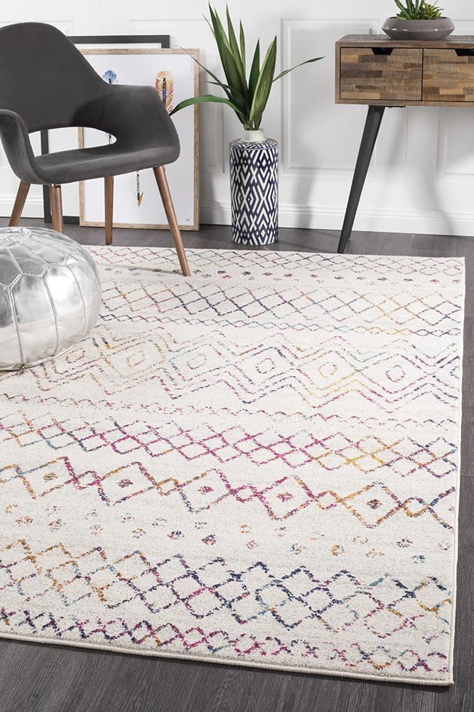 Oasis Nadia Rustic Tribal Multi - Colored Polypropylene Rug from Turkey