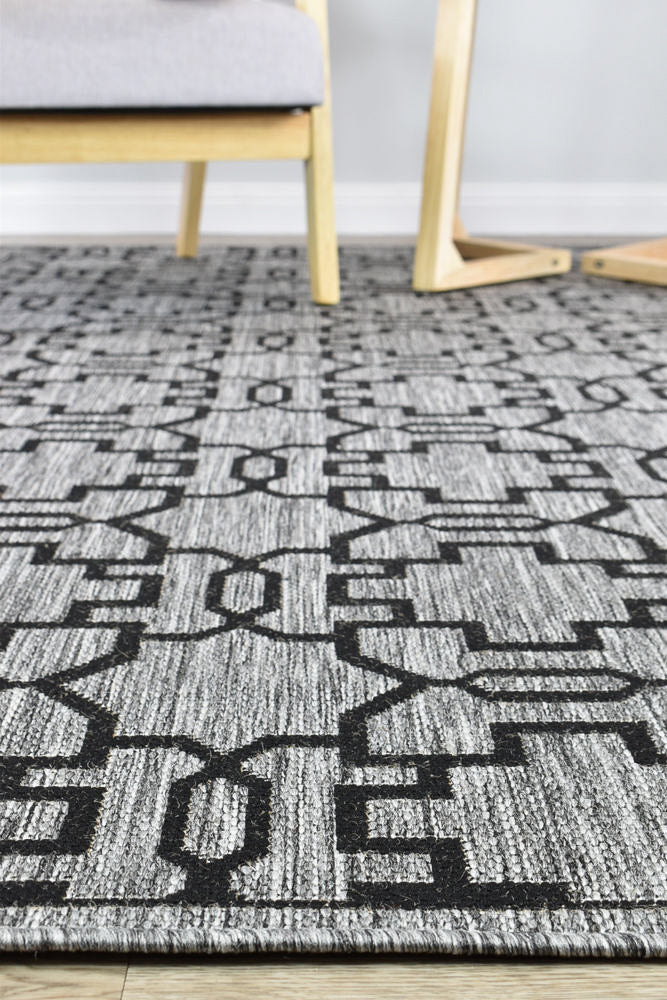 Durable and Washable Alaska Grey - Black Rug in Various Sizes