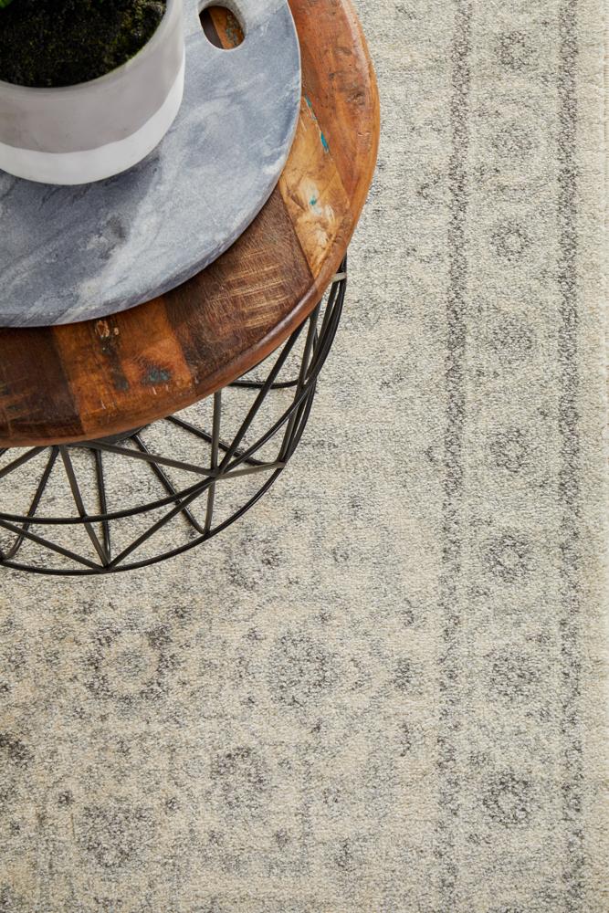 Hot Deal! Evoke Winter White Transitional Power-Loomed Runner Rug for Homes