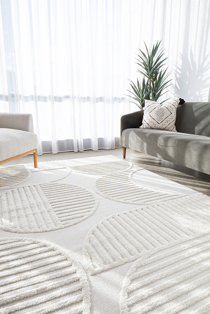 Exquisite White Lotus Leo Polypropylene Rug for Modern Spaces