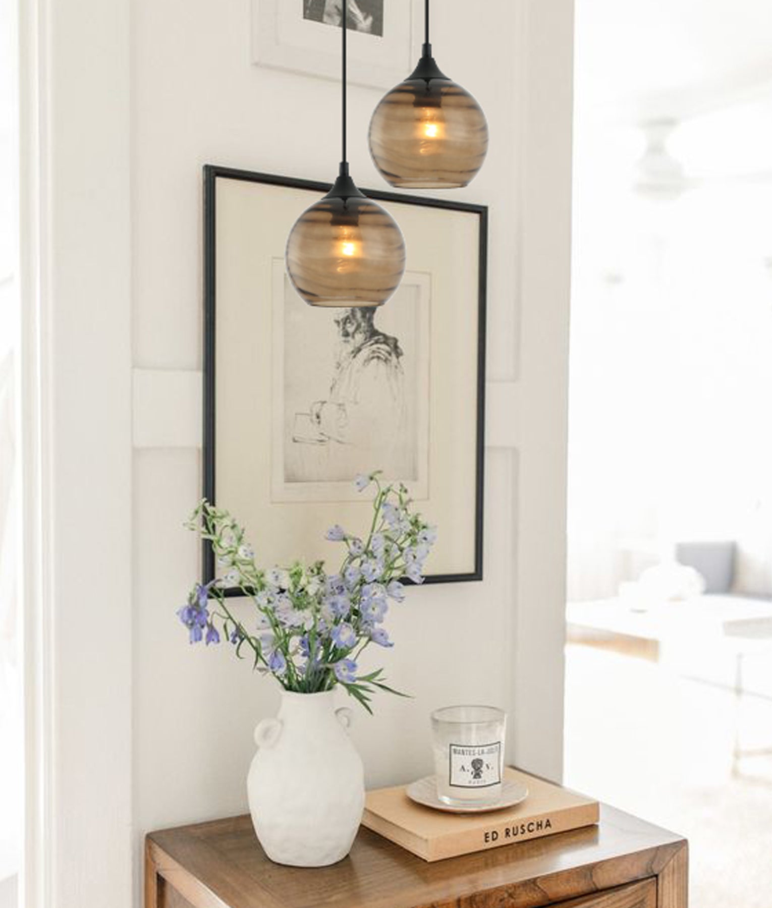 Modern Retro MARBRE: Wavy Wine Glass-Shaped Interior Single Pendant Lights