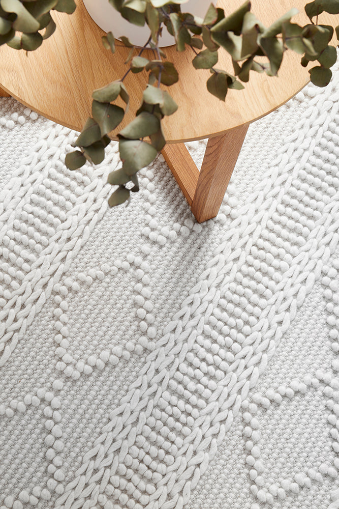 Exquisite Maison Zoe Flatweave Wool Rug with Tribal Pattern