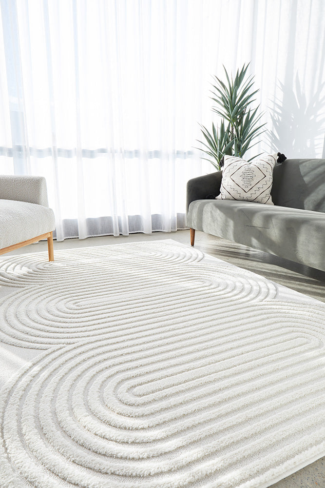Get This Stylish Mid - Century Inspired Polypropylene Power Loomed Lotus Carl White Rug Now