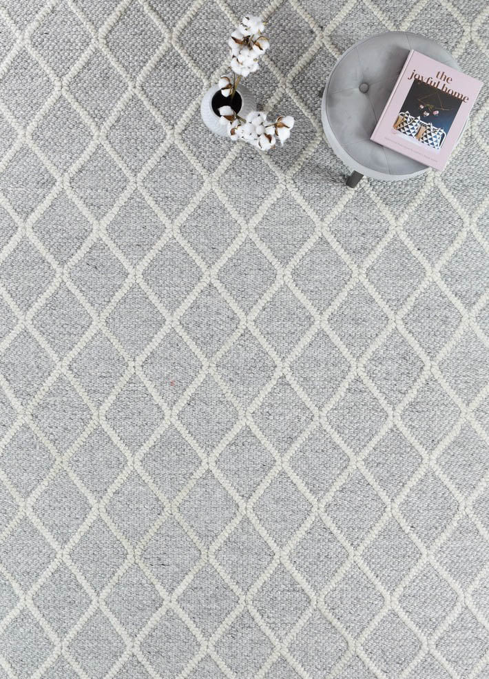 Grey Lyon Wool Rug - Timeless & Luxury