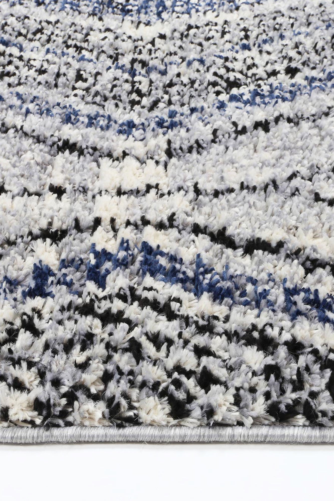 Stylish Myk Navy Blue Geometric Indoor Rug - Ideal for Bohemian Decor