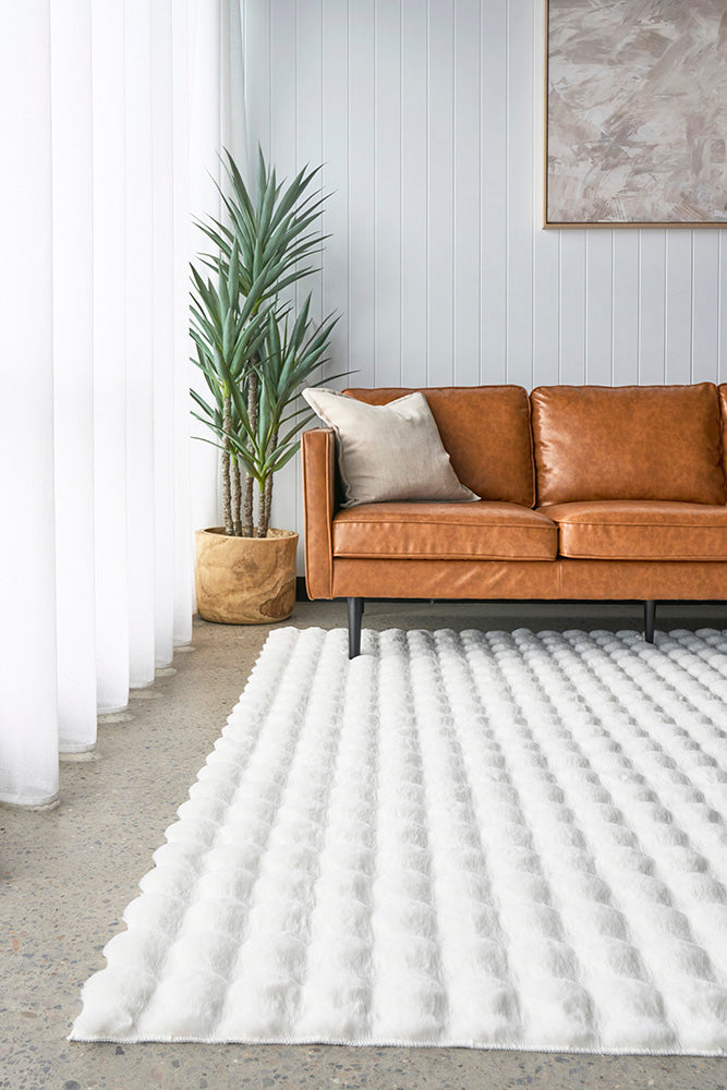 Machine Washable Bubble White Rug - A Tactile and Practical Luxury