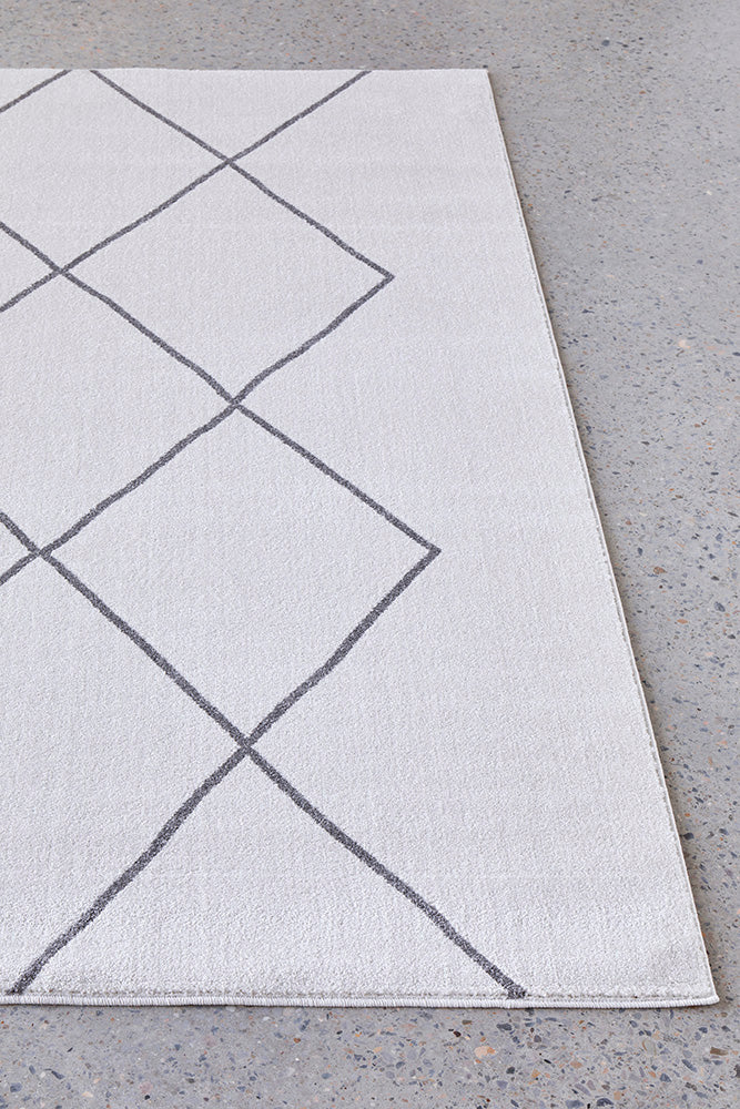 Hot Sale! Paradise Lola Polypropylene Power Loomed Rug from Turkey with Simple Line Patterns