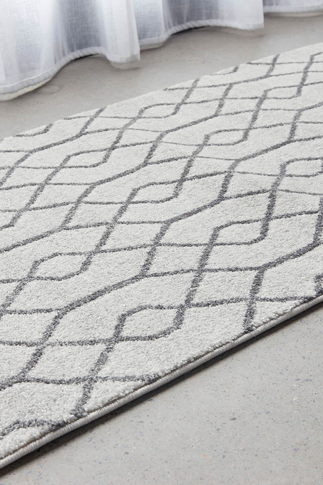 Hot Deal! Paradise Hailey Polypropylene Runner Rug