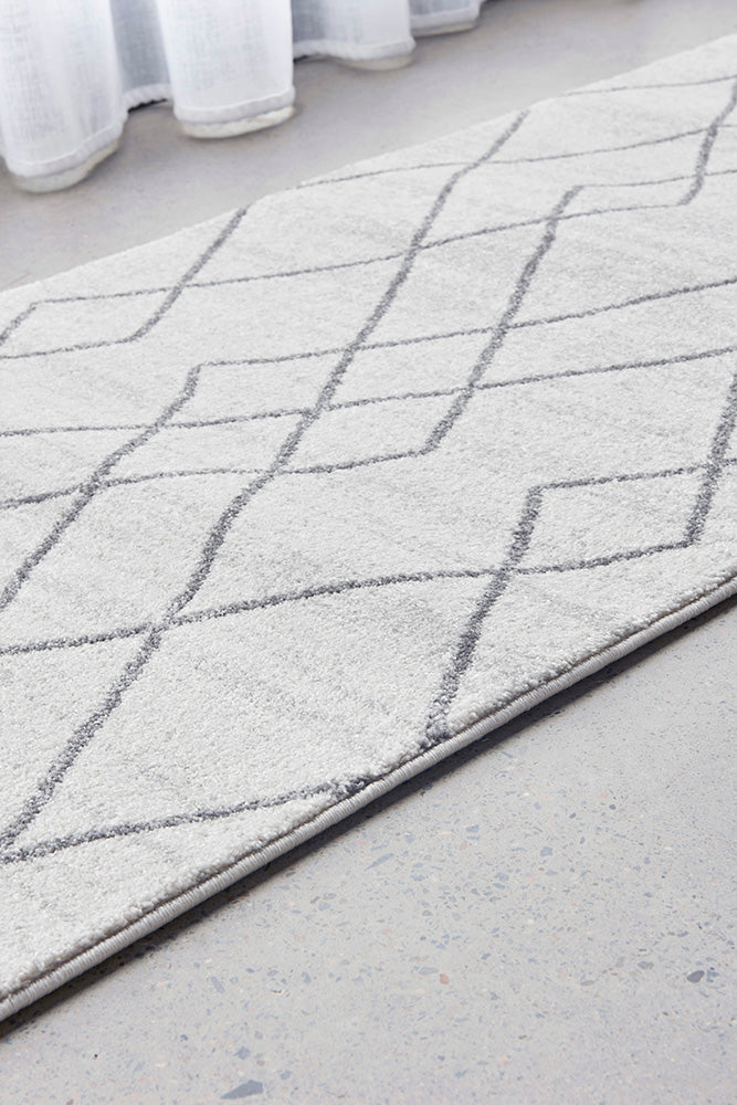 Hot Sale! Paradise Gina Polypropylene Power - Loomed Runner Rug for Living Spaces