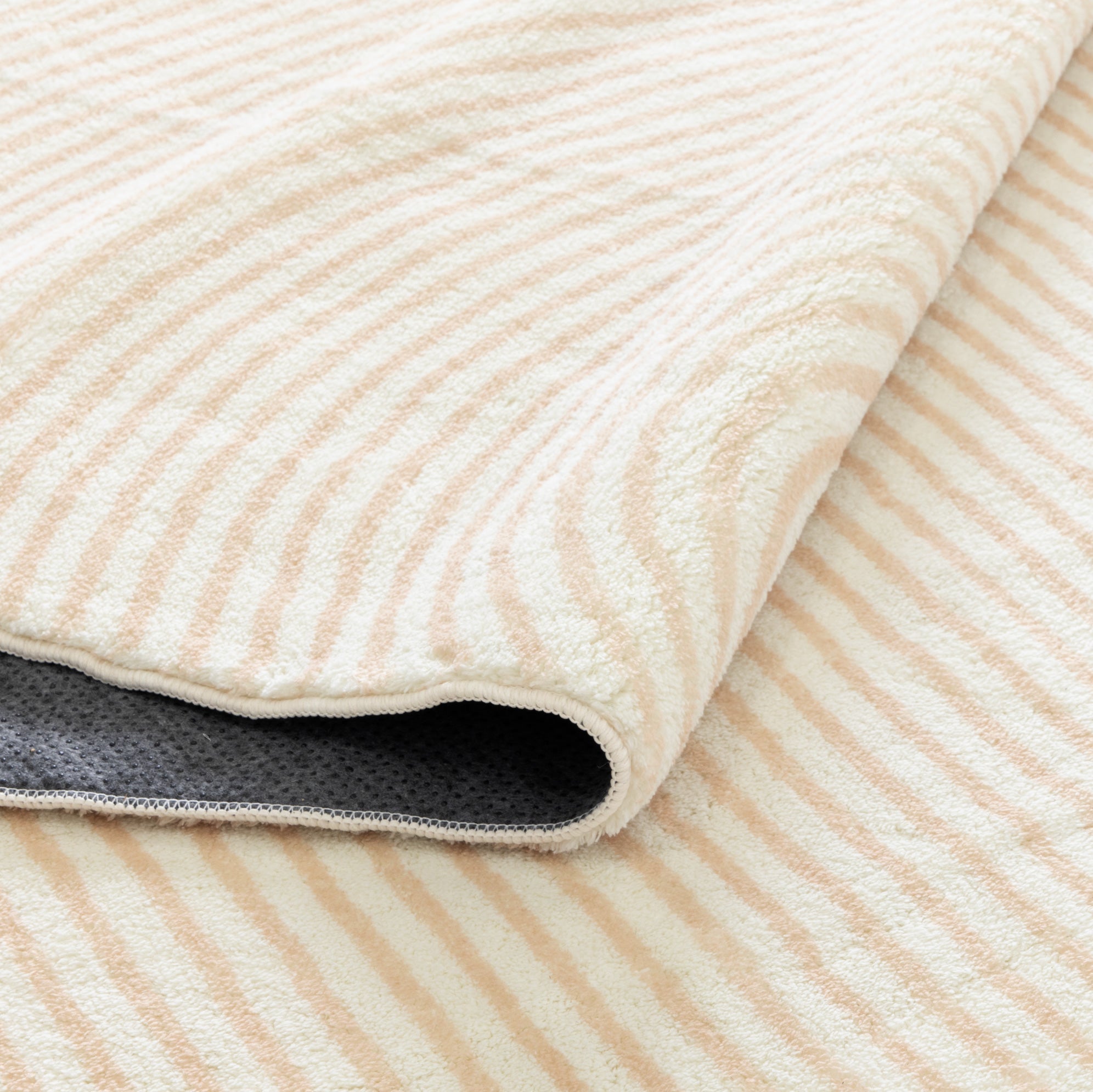 Beige Cloud Arches Luxury Machine - Washable Polyester Rug
