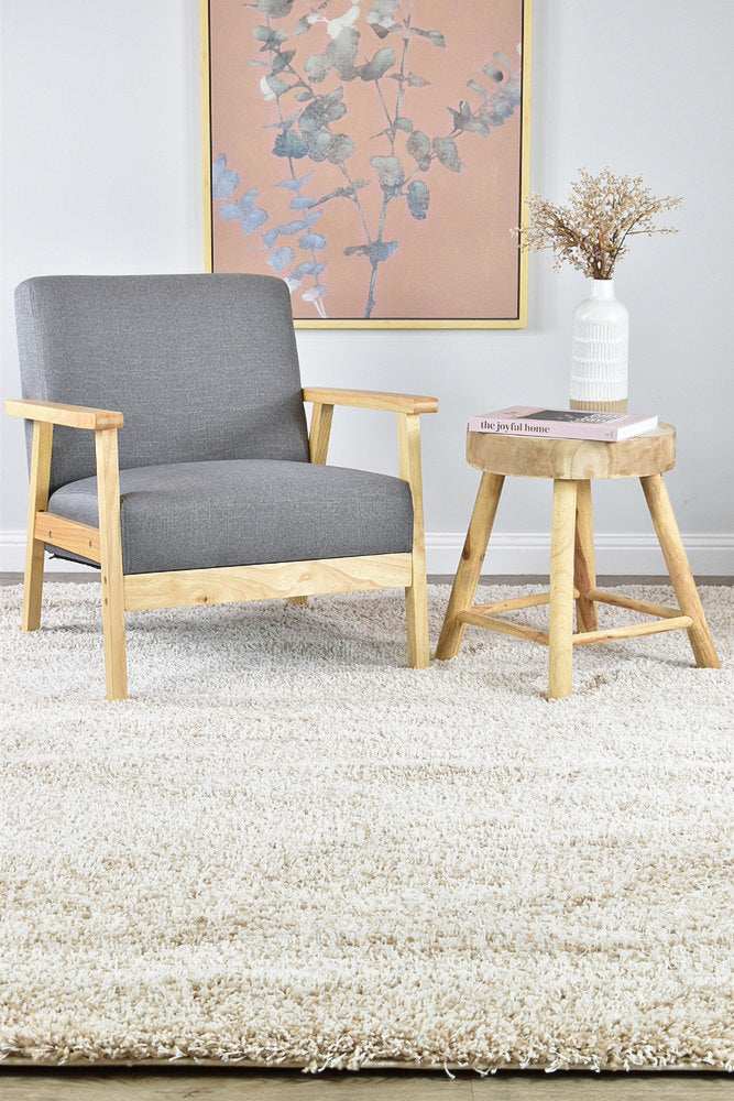 Soft and Dense Palma Beige Polypropylene Rug with 45mm Pile