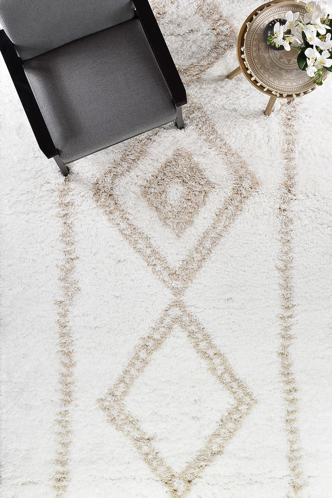 Cobi Soft Beige and White Machine-Made Rug 8745A for Modern Homes