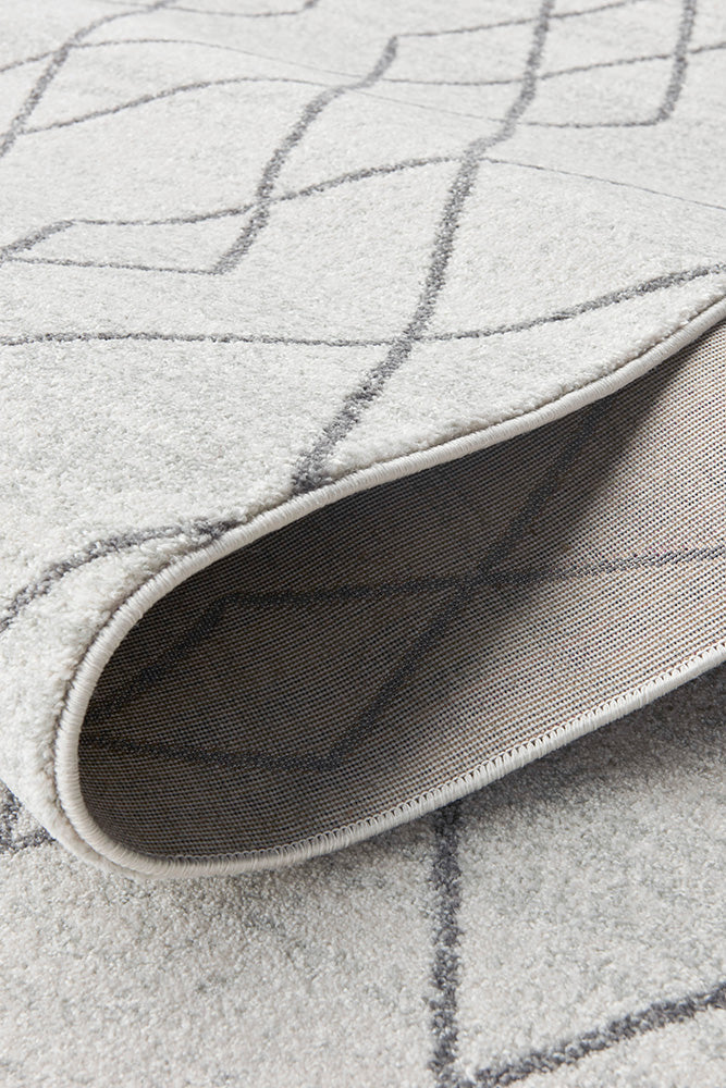 Hot Sale! Paradise Gina Polypropylene Power - Loomed Runner Rug for Living Spaces