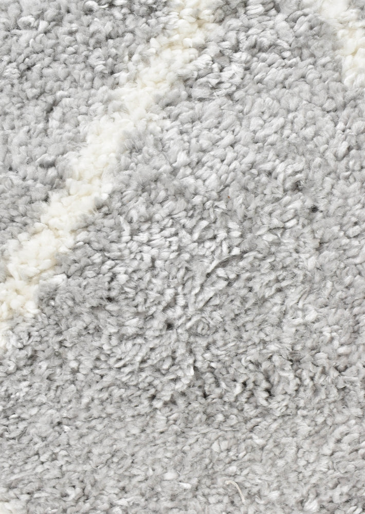 Grey Palermo Shaggy Machine-Made Rug 1562A - Easy Care and Stylish Home Addition