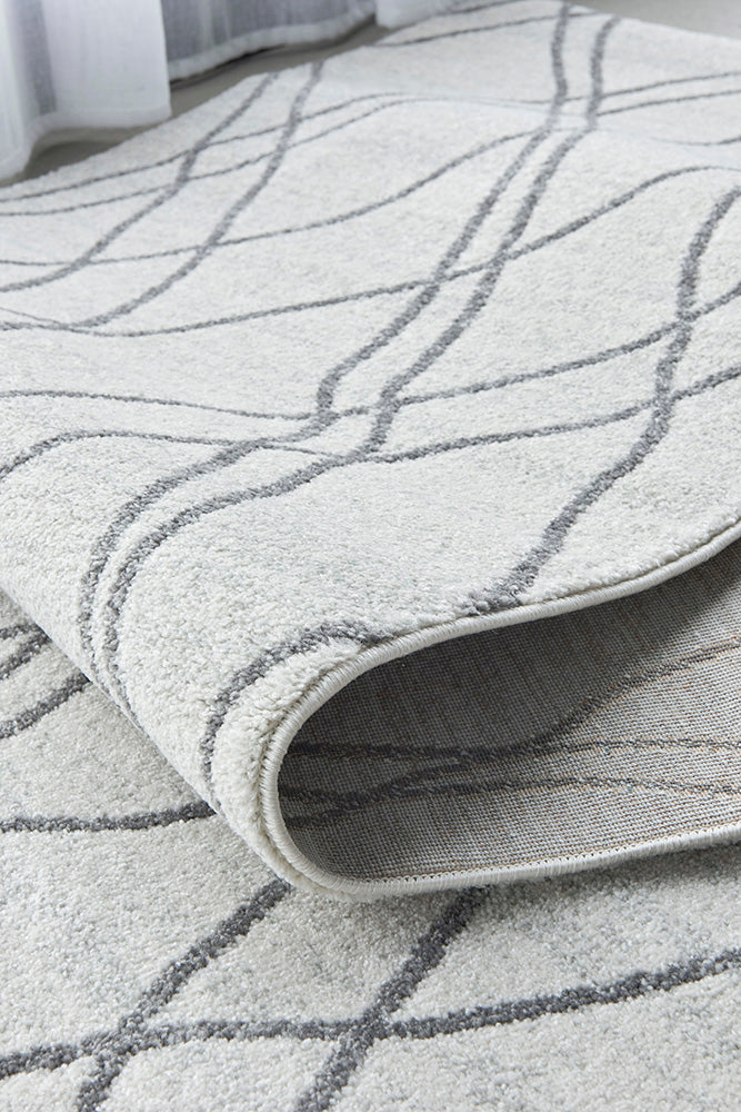 Discount Paradise Jada Polypropylene Runner Rug with Organic Diamond Design from Turkey