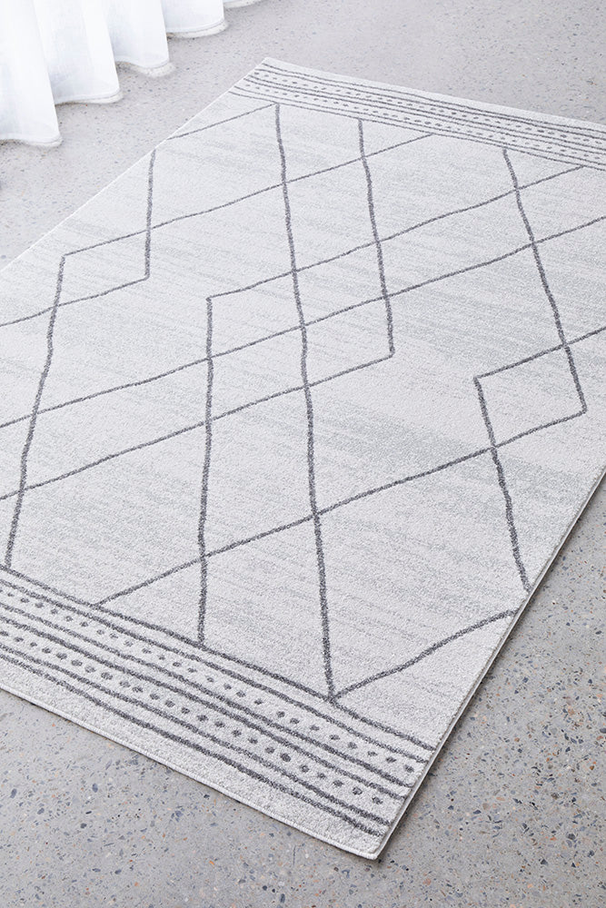 Light-Toned Modern Paradise Gina Rug from Turkey