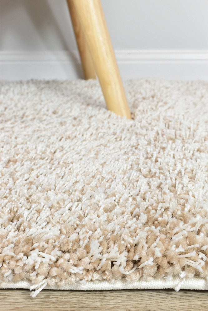 Hot Sale Palma Beige Polypropylene Runner Rug with Soft Touch and 45mm Pile
