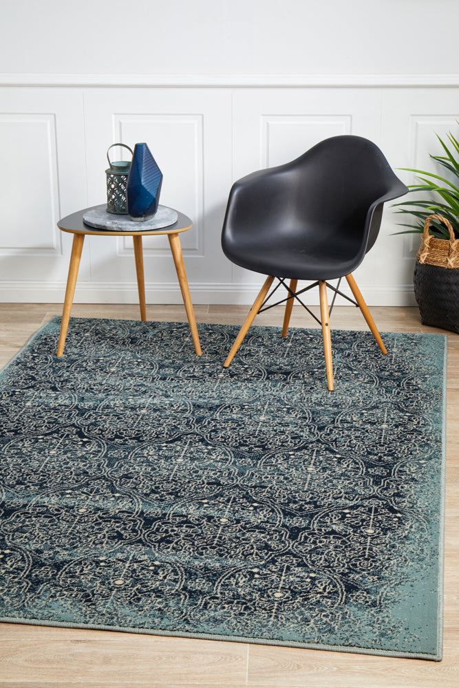 Oxford Edge Traditional Denim Rug - Captivating Design!