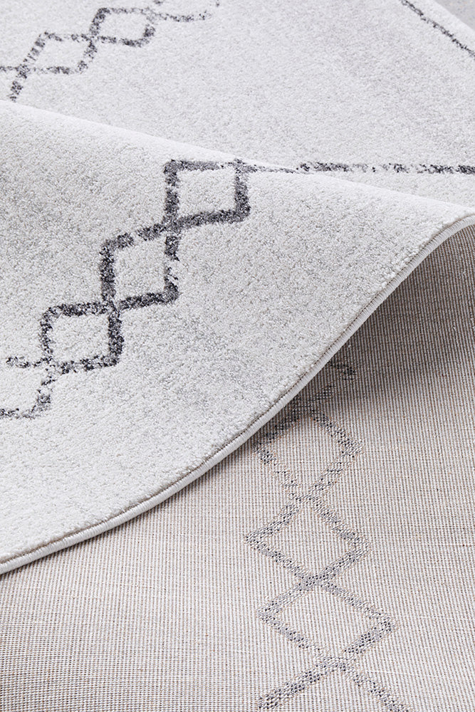 Turkey-Powered Loomed Paradise Kylie Rug with 10mm Soft Pile