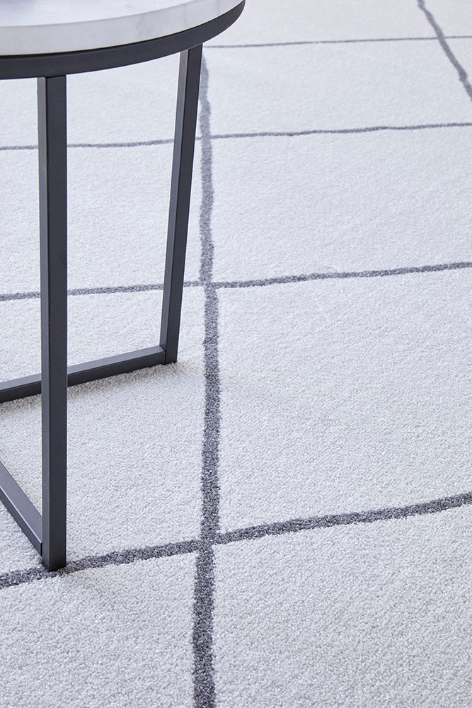Hot Sale! Paradise Lola Polypropylene Power Loomed Rug from Turkey with Simple Line Patterns