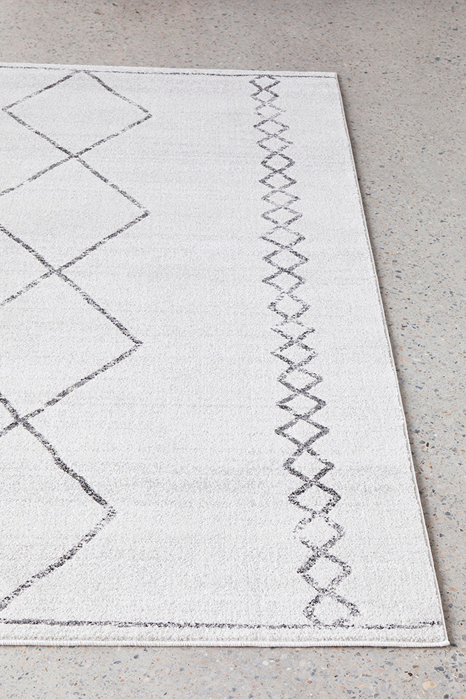 Turkey-Powered Loomed Paradise Kylie Rug with 10mm Soft Pile