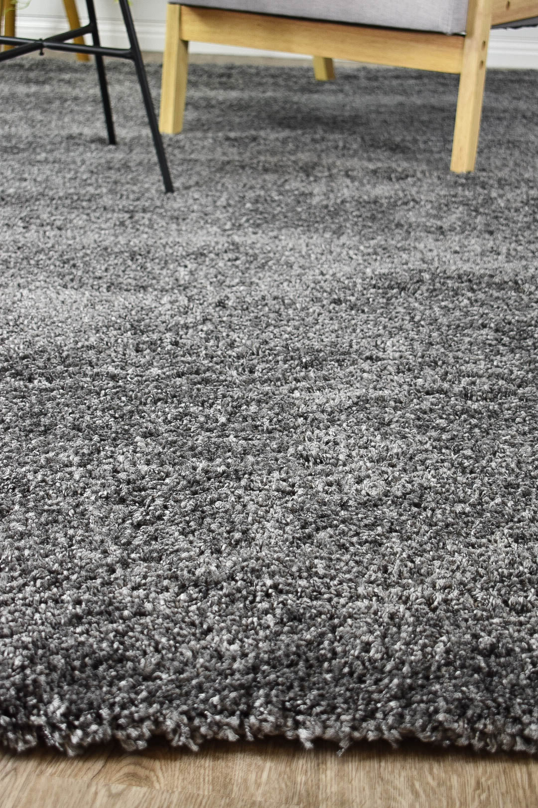 Stylish Palma Anthracite Polypropylene Rug with Soft and Dense Pile