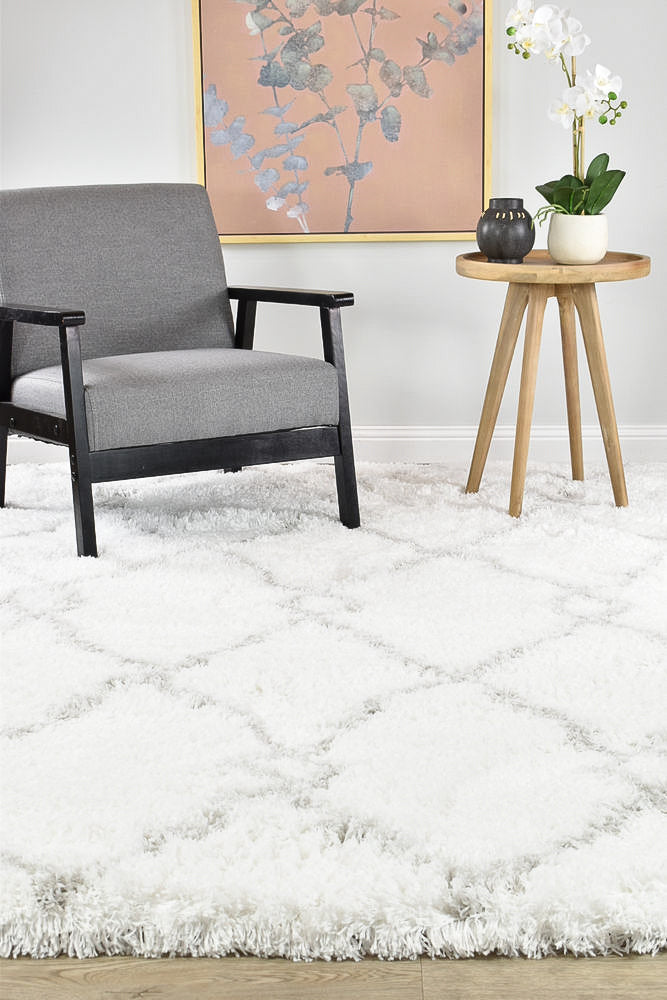 Cobi Ultra-Soft White Rug 8744A with Thick Pile