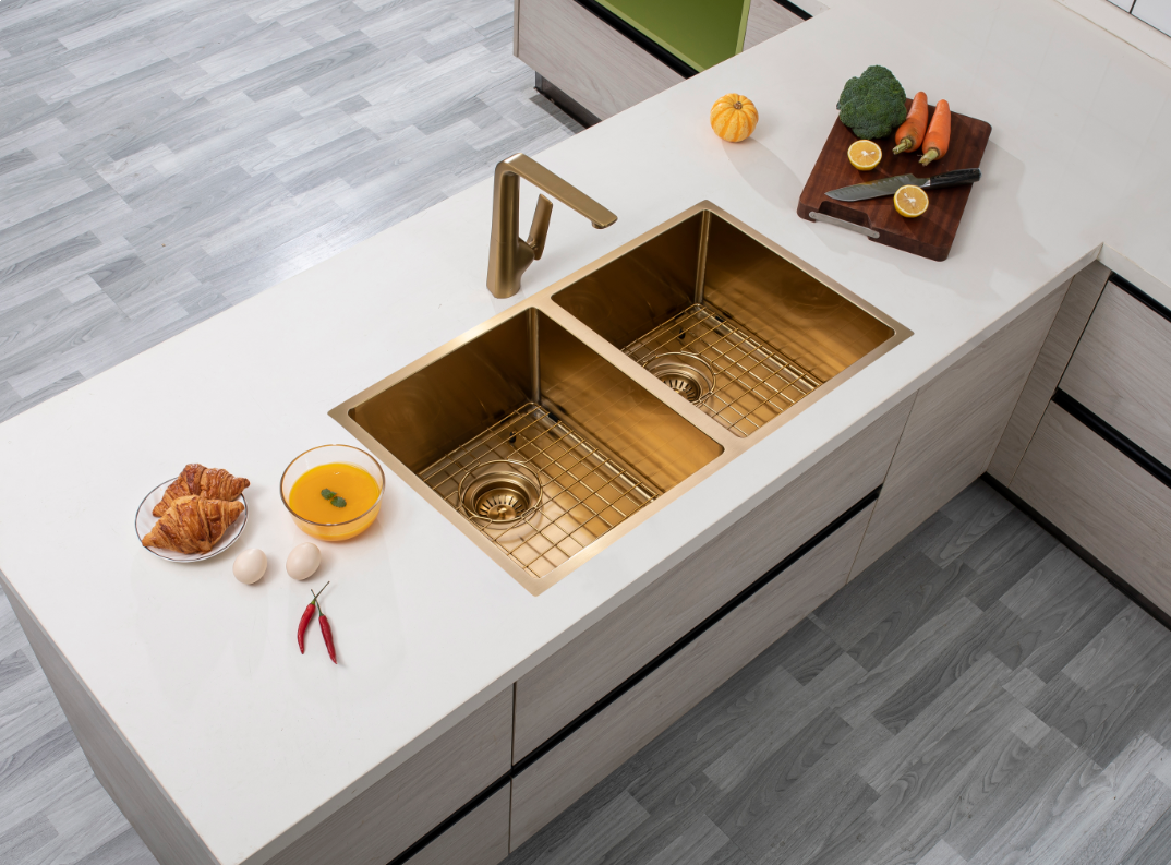 Hot Deal! 1.2mm Brushed Gold Kitchen Sink Set 820x457x230mm