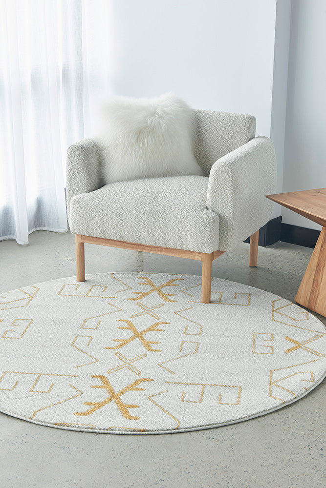 Turkish Power Loomed Paradise Cala Gold Round Rug with Cream Base