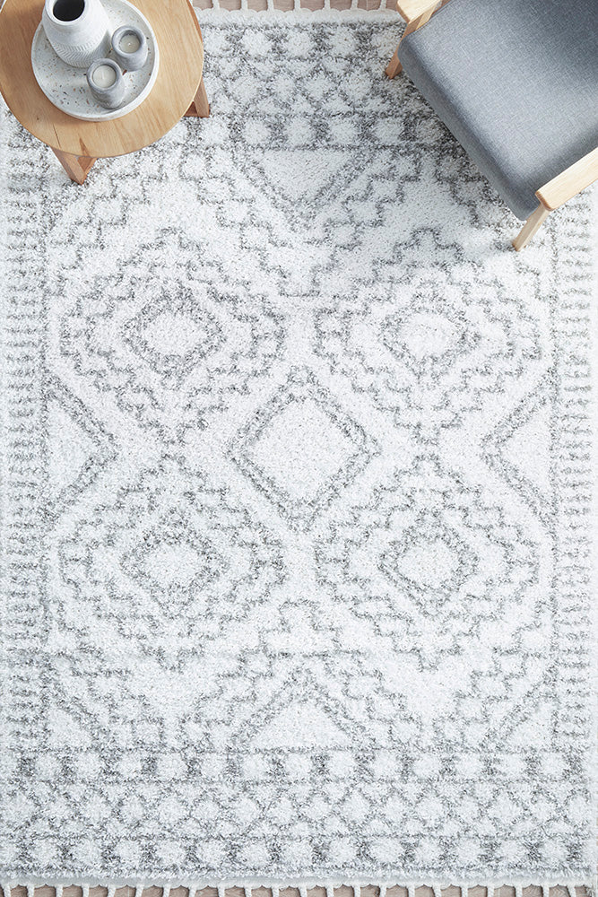 Hot Sale! Stunning Casablanca Fez White Polypropylene Rug for Home Decor