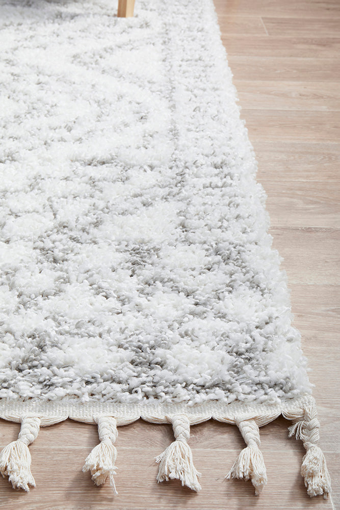 Hot Sale! Stunning Casablanca Fez White Polypropylene Rug for Home Decor