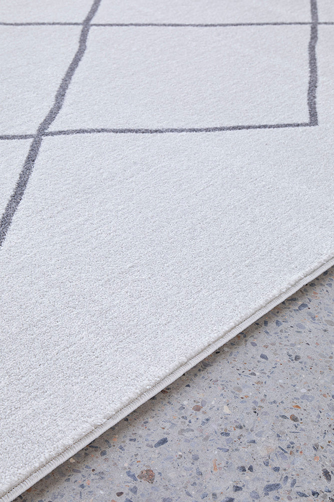 Hot Sale! Paradise Lola Polypropylene Power Loomed Rug from Turkey with Simple Line Patterns